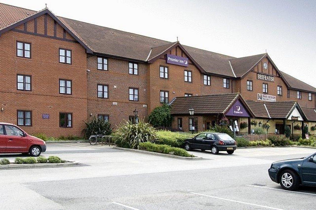 Premier Inn York North West Buitenkant foto