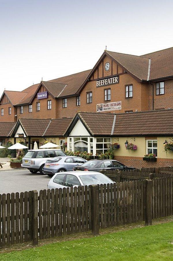 Premier Inn York North West Buitenkant foto