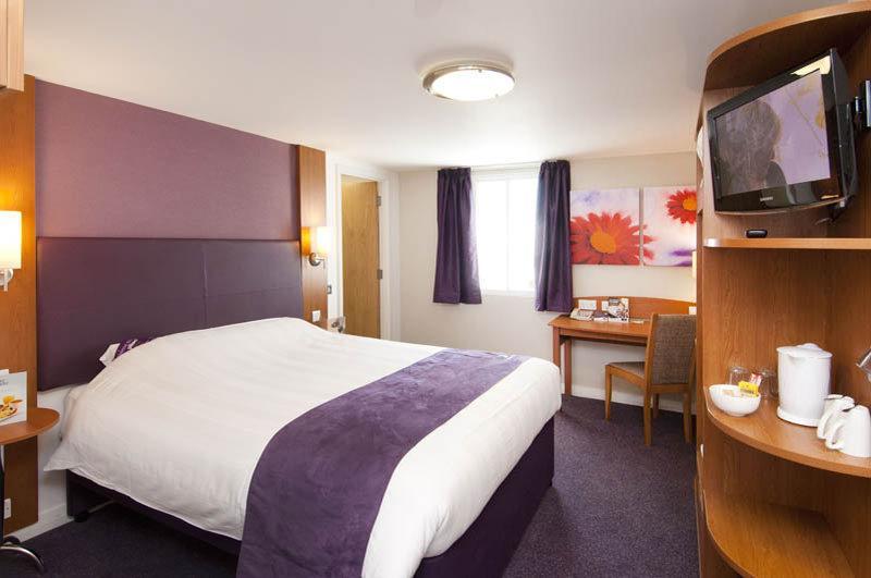 Premier Inn York North West Buitenkant foto